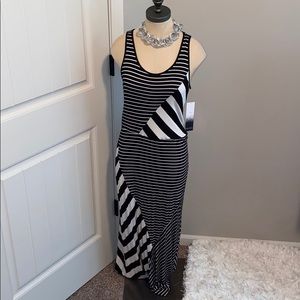 Size S Black/White Maxi Dress